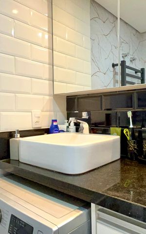 Apartamento à venda com 65m², 2 quartos e 2 vagas Apartamento à venda com 65m², 2 quartos e 2 vagasBanheiro