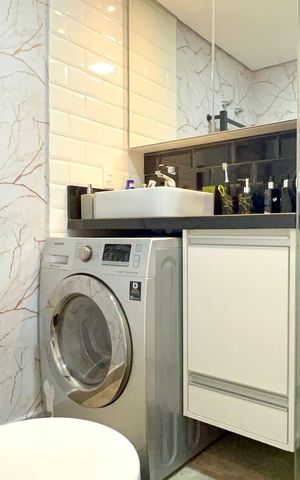 Apartamento à venda com 65m², 2 quartos e 2 vagas Apartamento à venda com 65m², 2 quartos e 2 vagasBanheiro