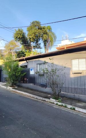 Casa para alugar com 150m², 2 quartos e 1 vaga Casa para alugar com 150m², 2 quartos e 1 vagaFachada