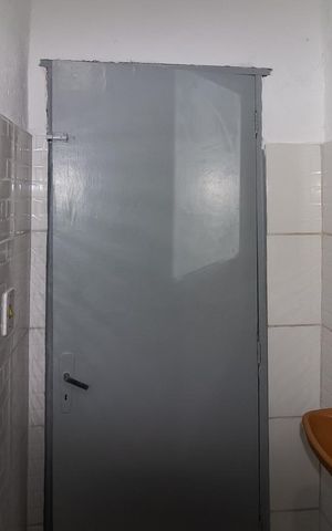 Casa para alugar com 25m², 1 quarto e sem vaga Casa para alugar com 25m², 1 quarto e sem vagaBanheiro social