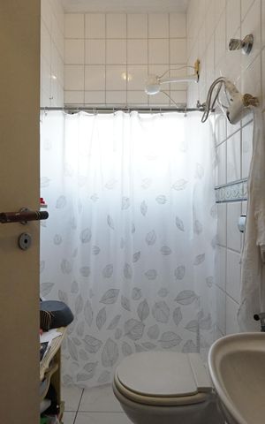 Casa à venda com 175m², 4 quartos e sem vagaSuíte