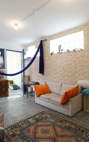 Casa à venda com 175m², 4 quartos e sem vagaEscritório