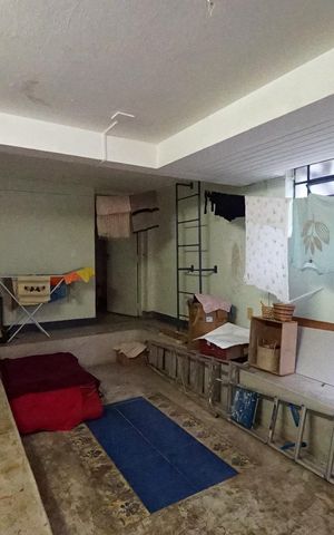 Casa à venda com 175m², 4 quartos e sem vagaPorão