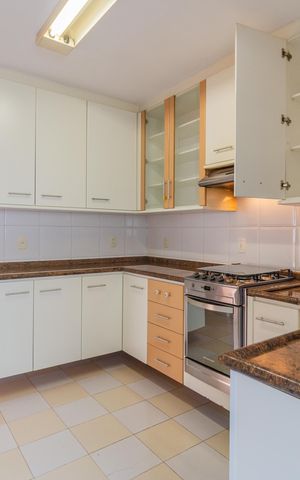 Apartamento para alugar com 105m², 3 quartos e 1 vaga Apartamento para alugar com 105m², 3 quartos e 1 vagaCozinha/Área de serviço