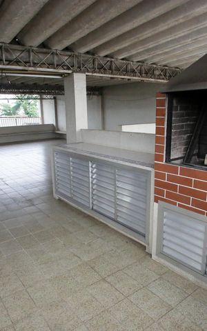 Casa à venda com 650m², 4 quartos e 10 vagasChurrasqueira do Terraço