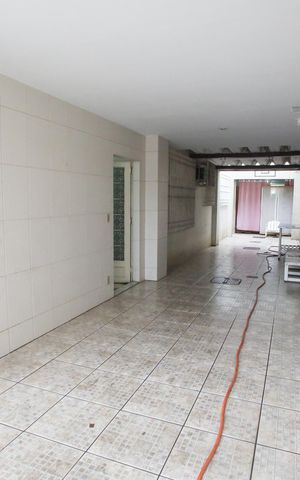 Casa à venda com 650m², 4 quartos e 10 vagasGaragem
