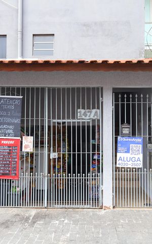 Casa para alugar com 77m², 2 quartos e sem vagaPlaca GRANDE instalada no portão do imóvel, dia 26.08.2026 - Código da placa: FEWQ-1293