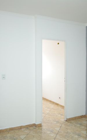Casa para alugar com 77m², 2 quartos e sem vagaSala