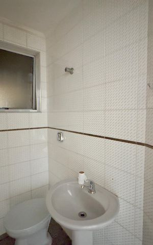 Apartamento para alugar com 140m², 3 quartos e 2 vagas Apartamento para alugar com 140m², 3 quartos e 2 vagasBanheiro 1