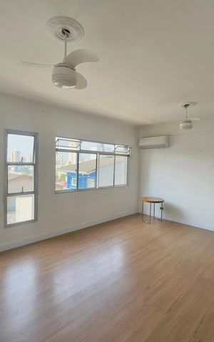 Apartamento para alugar com 140m², 3 quartos e 2 vagas Apartamento para alugar com 140m², 3 quartos e 2 vagasSala