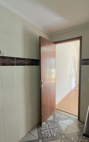 Apartamento para alugar com 140m², 3 quartos e 2 vagas Apartamento para alugar com 140m², 3 quartos e 2 vagasBanheiro 3