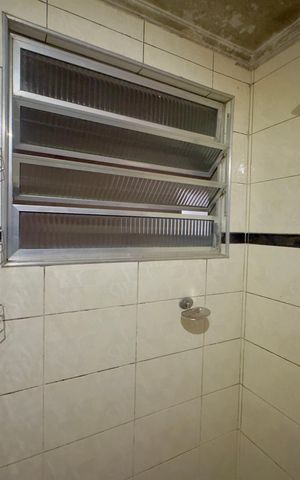 Apartamento para alugar com 140m², 3 quartos e 2 vagas Apartamento para alugar com 140m², 3 quartos e 2 vagasBanheiro 2