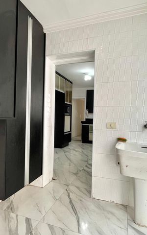 Casa para alugar com 200m², 3 quartos e 4 vagas Casa para alugar com 200m², 3 quartos e 4 vagasÁrea de Serviço