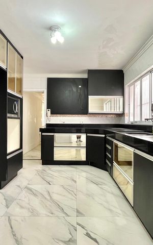 Casa para alugar com 200m², 3 quartos e 4 vagas Casa para alugar com 200m², 3 quartos e 4 vagasCozinha