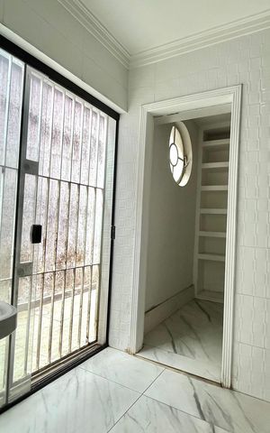 Casa para alugar com 200m², 3 quartos e 4 vagas Casa para alugar com 200m², 3 quartos e 4 vagasÁrea de Serviço