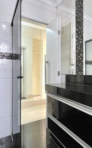 Casa para alugar com 200m², 3 quartos e 4 vagas Casa para alugar com 200m², 3 quartos e 4 vagasBanheiro da Suíte