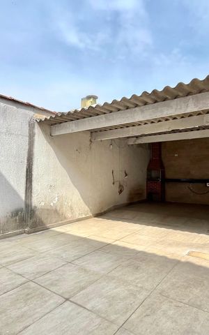 Casa para alugar com 200m², 3 quartos e 4 vagas Casa para alugar com 200m², 3 quartos e 4 vagasQuintal