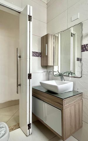 Casa para alugar com 200m², 3 quartos e 4 vagas Casa para alugar com 200m², 3 quartos e 4 vagasBanheiro Corredor