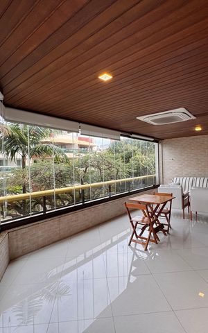Apartamento à venda com 120m², 3 quartos e 1 vaga Apartamento à venda com 120m², 3 quartos e 1 vagaVaranda
