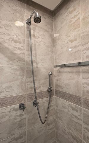 Apartamento à venda com 120m², 3 quartos e 1 vaga Apartamento à venda com 120m², 3 quartos e 1 vagaBanheiro Social