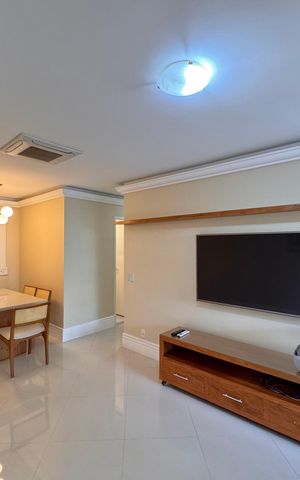 Apartamento à venda com 120m², 3 quartos e 1 vaga Apartamento à venda com 120m², 3 quartos e 1 vagaSala