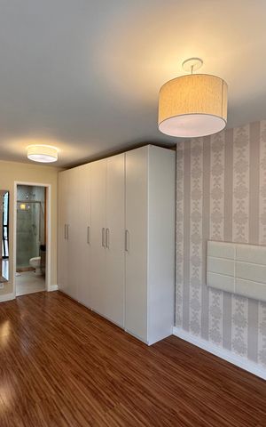 Apartamento à venda com 120m², 3 quartos e 1 vaga Apartamento à venda com 120m², 3 quartos e 1 vagaSuíte