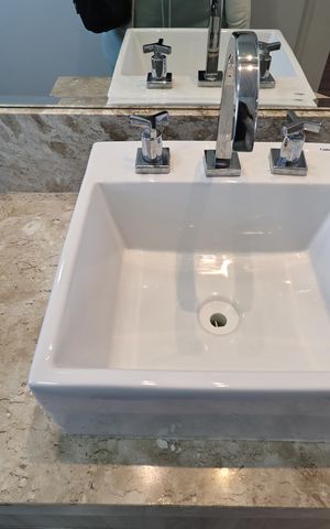 Apartamento à venda com 66m², 2 quartos e 1 vaga Apartamento à venda com 66m², 2 quartos e 1 vagaBanheiro da Suíte