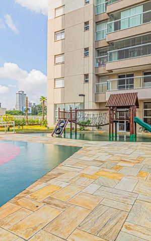 Apartamento à venda com 66m², 2 quartos e 1 vaga Apartamento à venda com 66m², 2 quartos e 1 vagaÁrea comum - Playground
