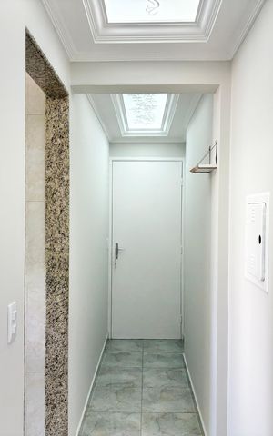 Apartamento à venda com 50m², 2 quartos e 2 vagas Apartamento à venda com 50m², 2 quartos e 2 vagasCorredor de entrada