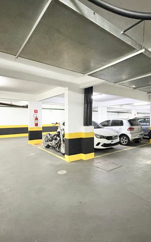 Apartamento à venda com 50m², 2 quartos e 2 vagas Apartamento à venda com 50m², 2 quartos e 2 vagasGaragem