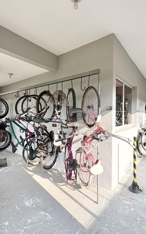 Apartamento à venda com 50m², 2 quartos e 2 vagas Apartamento à venda com 50m², 2 quartos e 2 vagasBicicletário