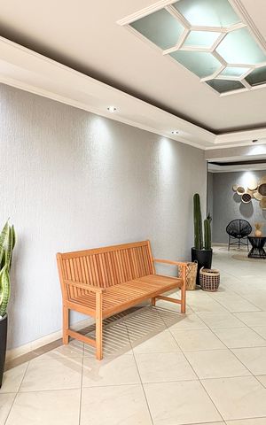 Apartamento à venda com 50m², 2 quartos e 2 vagas Apartamento à venda com 50m², 2 quartos e 2 vagasHall de entrada