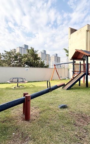 Apartamento à venda com 50m², 2 quartos e 2 vagas Apartamento à venda com 50m², 2 quartos e 2 vagasÁrea comum - Playground