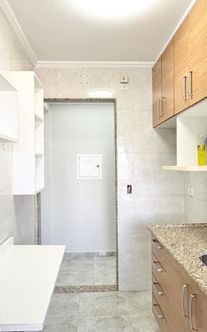 Apartamento à venda com 50m², 2 quartos e 2 vagas Apartamento à venda com 50m², 2 quartos e 2 vagasCozinha