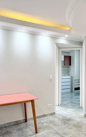 Apartamento à venda com 50m², 2 quartos e 2 vagas Apartamento à venda com 50m², 2 quartos e 2 vagasSala