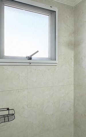 Apartamento à venda com 50m², 2 quartos e 2 vagas Apartamento à venda com 50m², 2 quartos e 2 vagasBanheiro