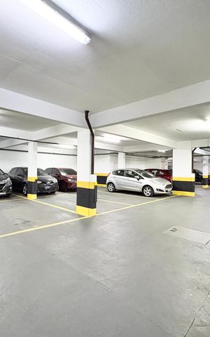 Apartamento à venda com 50m², 2 quartos e 2 vagas Apartamento à venda com 50m², 2 quartos e 2 vagasGaragem