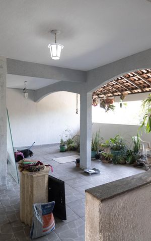 Casa para alugar com 360m², 2 quartos e 2 vagas Casa para alugar com 360m², 2 quartos e 2 vagasVaranda