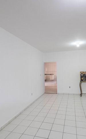 Casa para alugar com 360m², 2 quartos e 2 vagas Casa para alugar com 360m², 2 quartos e 2 vagasSala