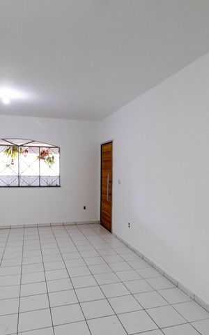 Casa para alugar com 360m², 2 quartos e 2 vagas Casa para alugar com 360m², 2 quartos e 2 vagasSala
