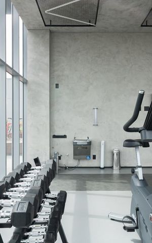 Studio para alugar com 34m², 1 quarto e sem vaga Studio para alugar com 34m², 1 quarto e sem vagaÁrea comum - Academia