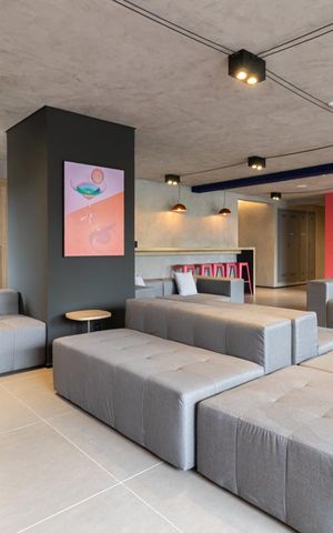 Studio para alugar com 34m², 1 quarto e sem vaga Studio para alugar com 34m², 1 quarto e sem vagaÁrea comum - Salão de festas