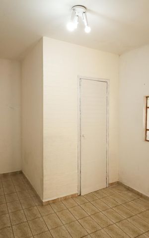 Casa para alugar com 70m², 2 quartos e 2 vagas Casa para alugar com 70m², 2 quartos e 2 vagasSuíte 1