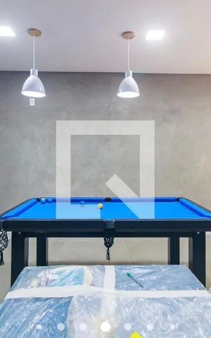 Apartamento para alugar com 42m², 2 quartos e sem vaga