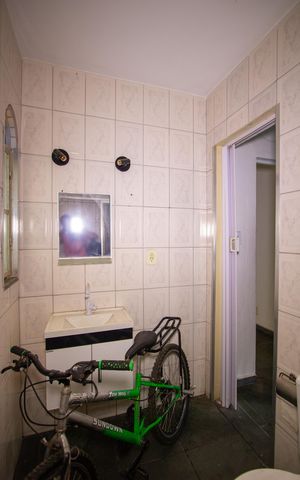 Casa para alugar com 50m², 2 quartos e sem vaga Casa para alugar com 50m², 2 quartos e sem vagaBanheiro Social