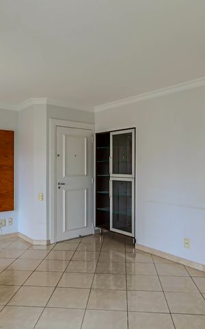 Apartamento para alugar com 93m², 3 quartos e 2 vagasSala