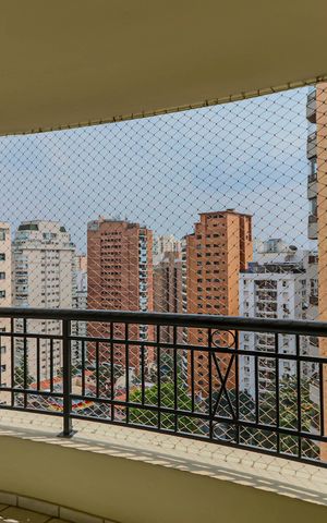 Apartamento para alugar com 93m², 3 quartos e 2 vagasVaranda
