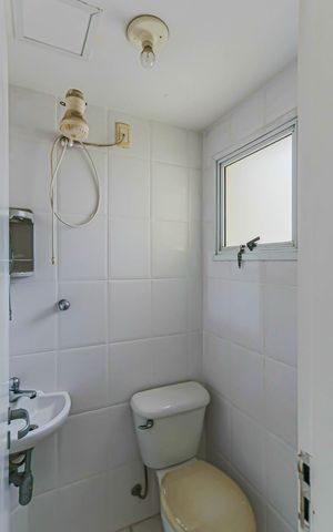 Apartamento para alugar com 93m², 3 quartos e 2 vagasBanheiro de serviço
