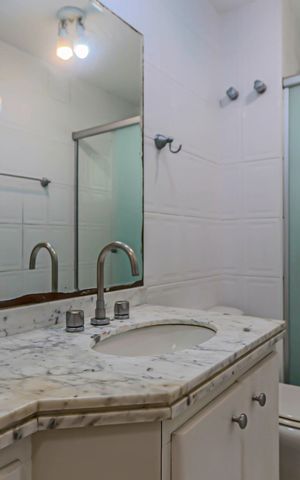 Apartamento para alugar com 93m², 3 quartos e 2 vagasBanheiro social