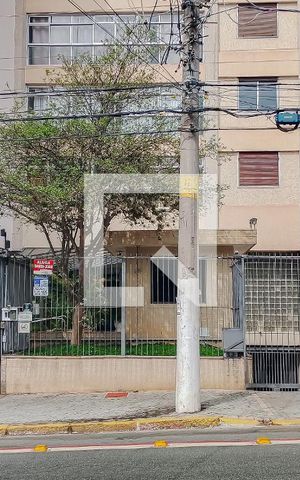 Apartamento à venda com 182m², 3 quartos e 2 vagas Apartamento à venda com 182m², 3 quartos e 2 vagasFachada